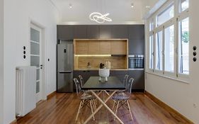 3bdr Modern Design&Bright Interiors in Plaka